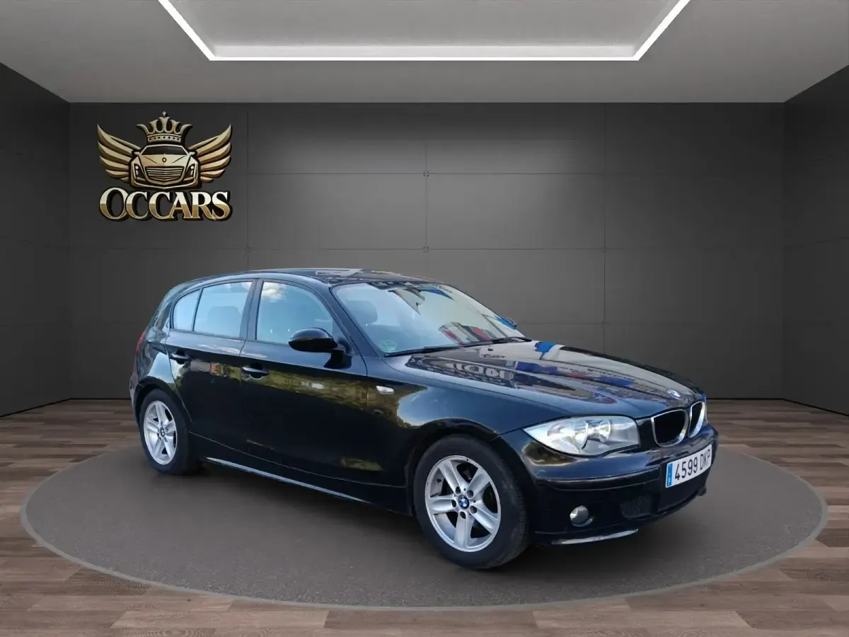Usado BMW 116 Sport Line 116 CV (85 kW) 2005 Negro Utilitario
