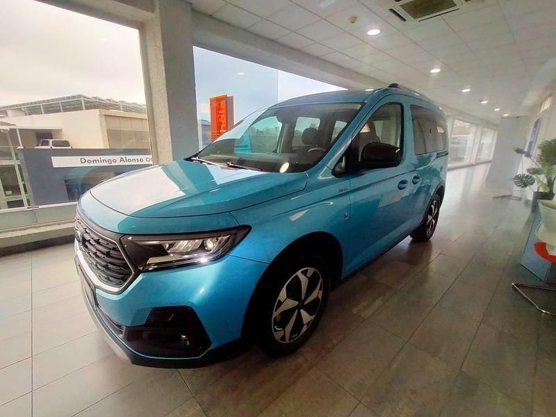 Usado Ford Tourneo Connect Active 122 CV (89 kW) 2024 Azul Monovolumen