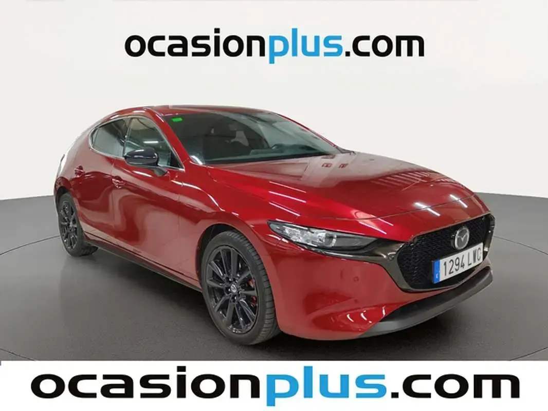 Usado Mazda 3 Homura-Line 186 CV (136 kW) 2022 Rojo Utilitario