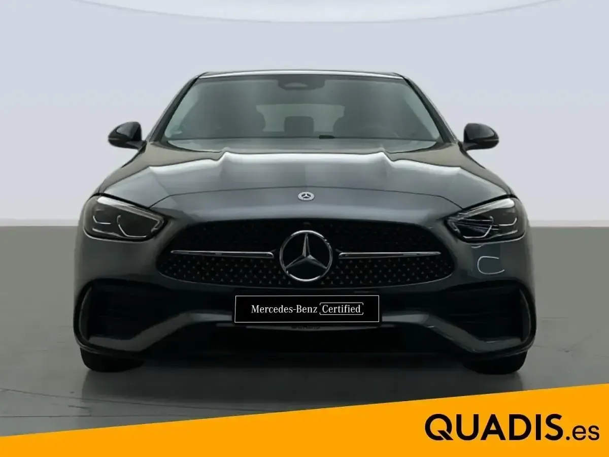 Käytetty Mercedes C220 197 HP (144 kW) 2025 Harmaa Sedan