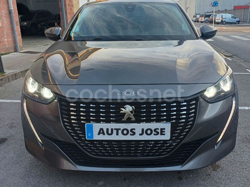 Gris / plata Usado 2022 Peugeot 208 Active Utilitario | 8999 € (Super precio) - Imagen 1/4