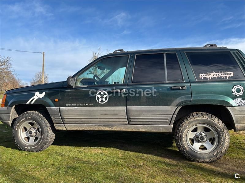Usado Jeep Grand Cherokee Laredo 115 CV (84 kW) 1998 Verde SUV