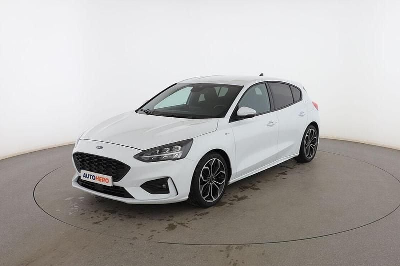 Blanco Usado 2020 Ford Focus ST-Line Utilitario | 16.799 € (Precio justo) - Imagen 1/3