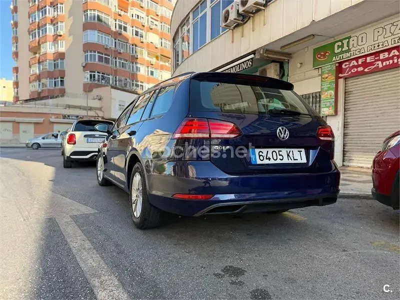 Usado VW Golf VII Advance 115 CV (84 kW) 2018 Azul Familiar