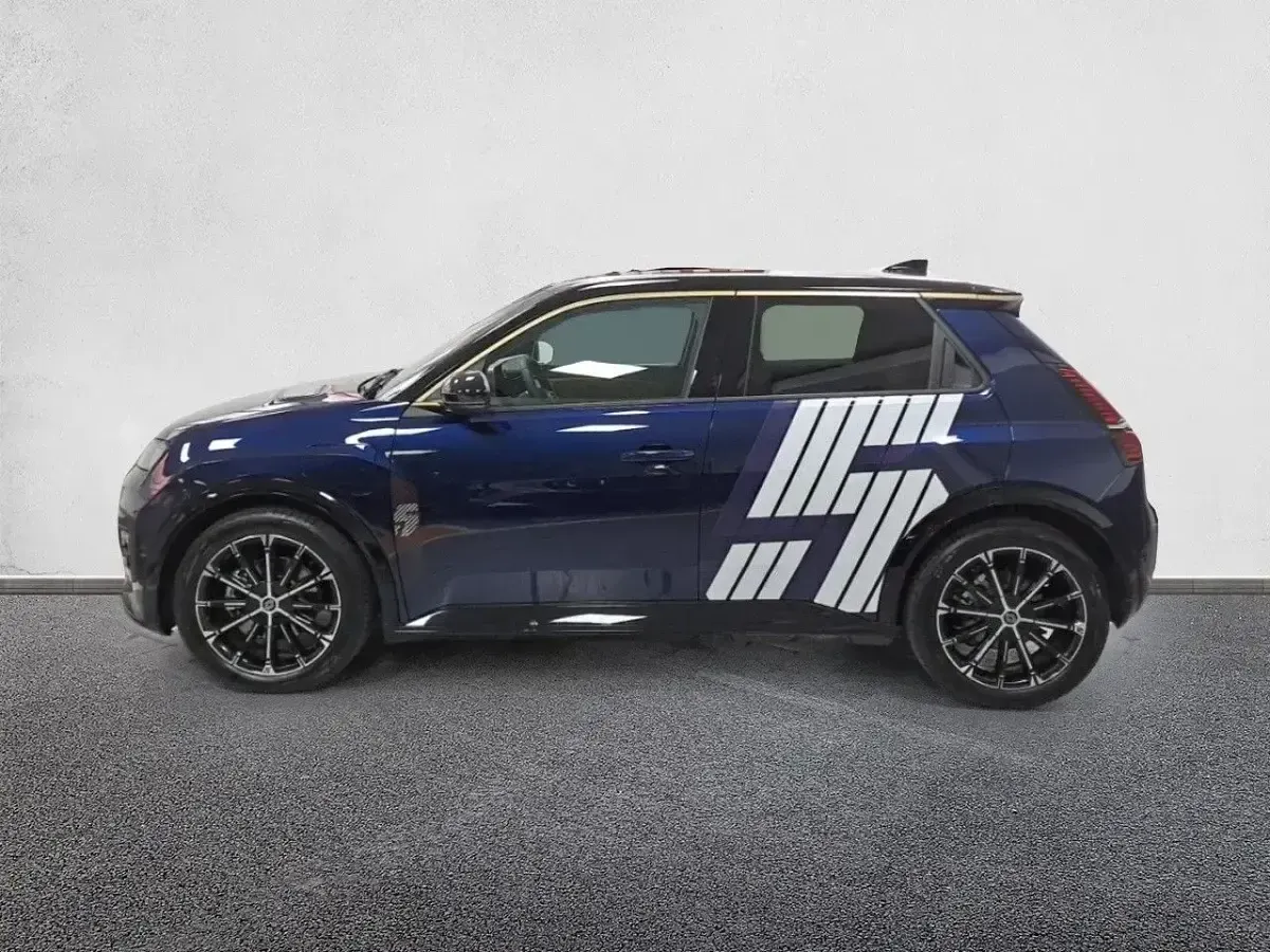 Usado Renault R5 Iconic 110 kW (150 CV) 2024 Azul Utilitario