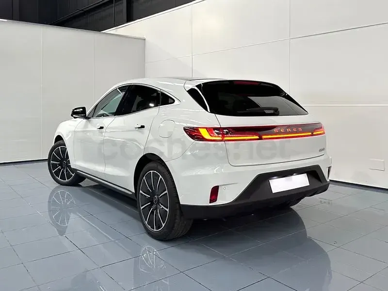 Nuevo Seres 5 219 kW (299 CV) 2025 Eléctrico SUV