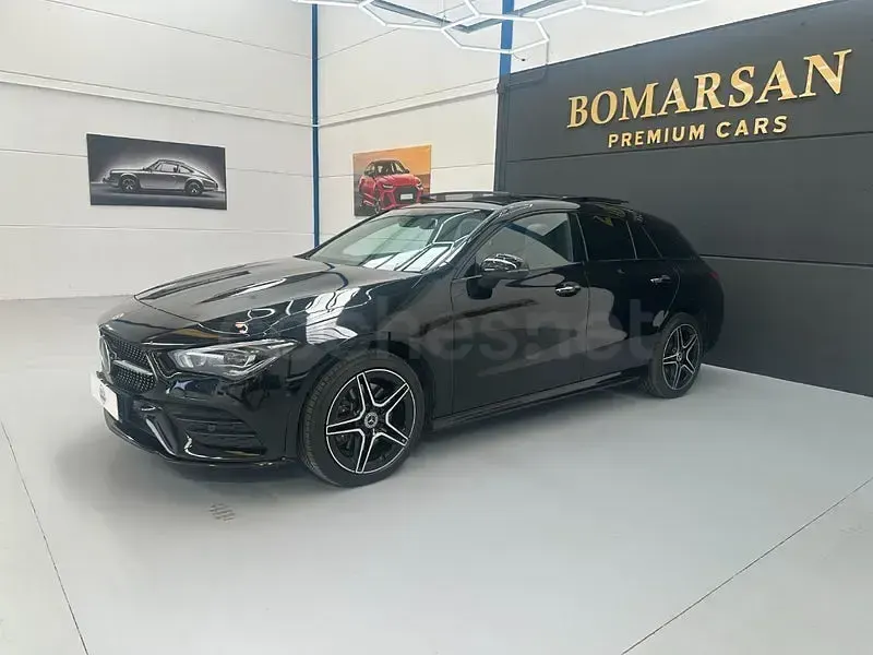 Usado Mercedes CLA250e Shooting Brake 218 CV (160 kW) 2023 Negro Familiar