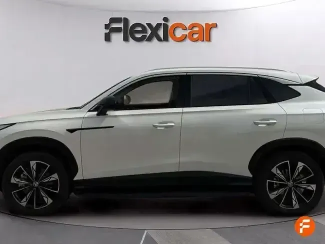 Usado MG HS Comfort 272 CV (200 kW) 2025 Blanco SUV