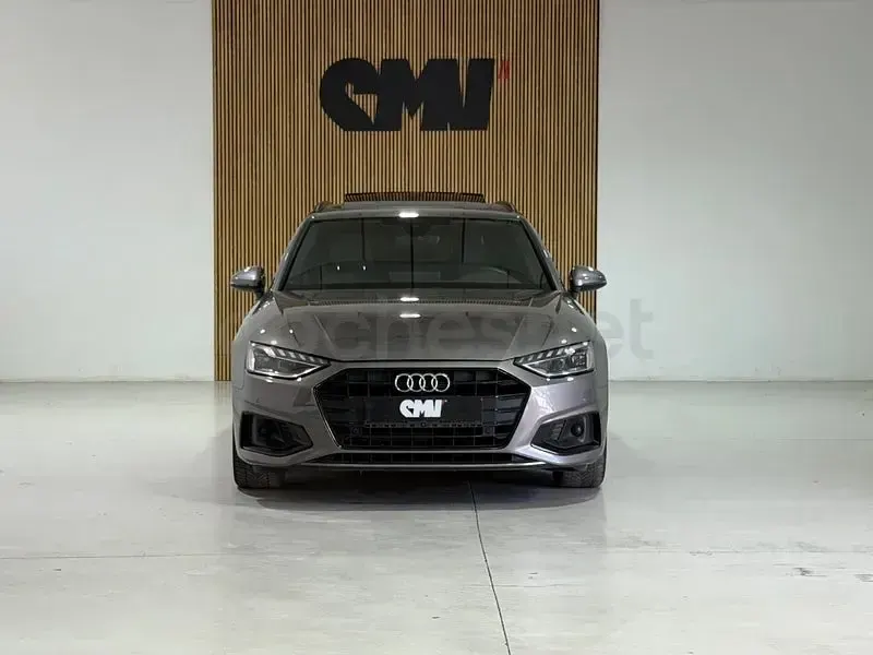 Usado Audi A4 204 CV (150 kW) 2021 Gris / plata Familiar