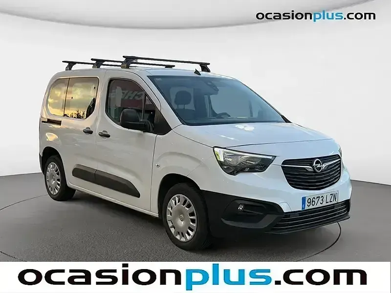 Usado Opel Combo Edition 102 CV (75 kW) 2022 Blanco Monovolumen