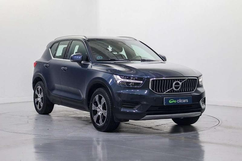 Usado Volvo XC40 Inscription 150 CV (110 kW) 2019 Azul SUV
