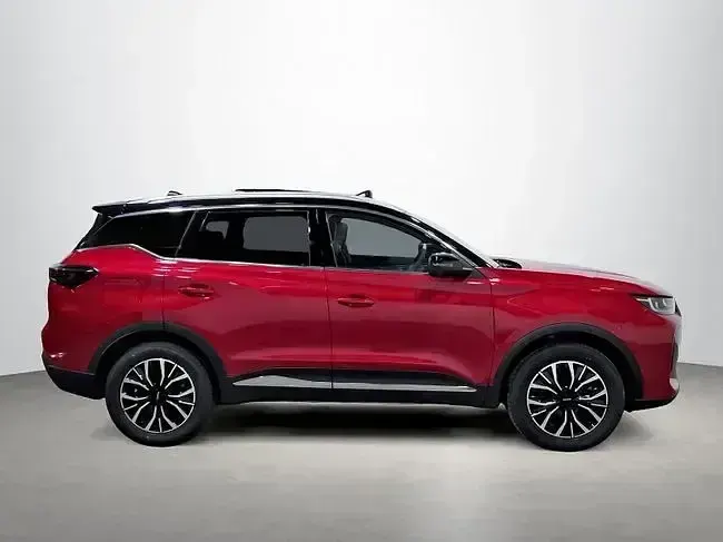 Nuevo Ebro s700 Luxury 279 CV (205 kW) 2026 Rojo SUV