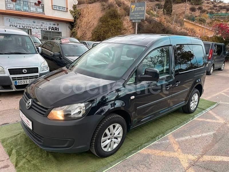 Negro Usado 2013 VW Caddy Comfortline Monovolumen | 12.600 € (Un poco caro) - Imagen 1/4