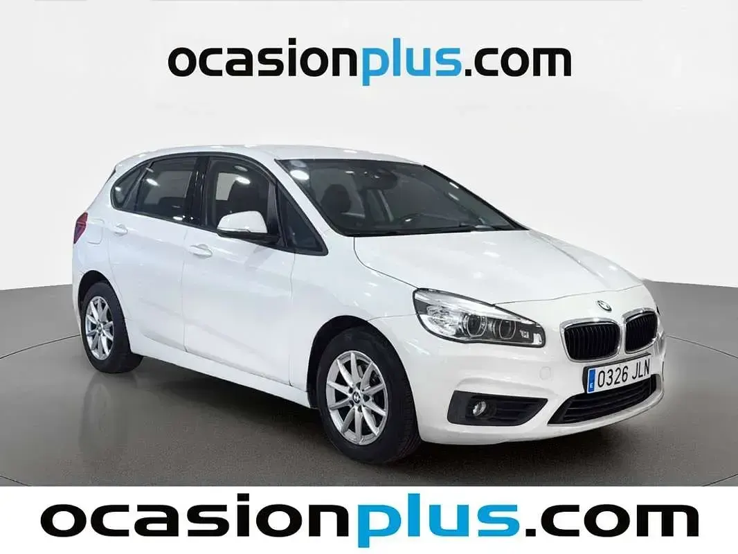 Usado BMW 218 Active Tourer 150 CV (110 kW) 2016 Blanco Monovolumen