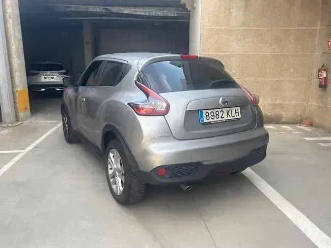 Usado Nissan Juke Acenta 110 CV (80 kW) 2018 Gris SUV