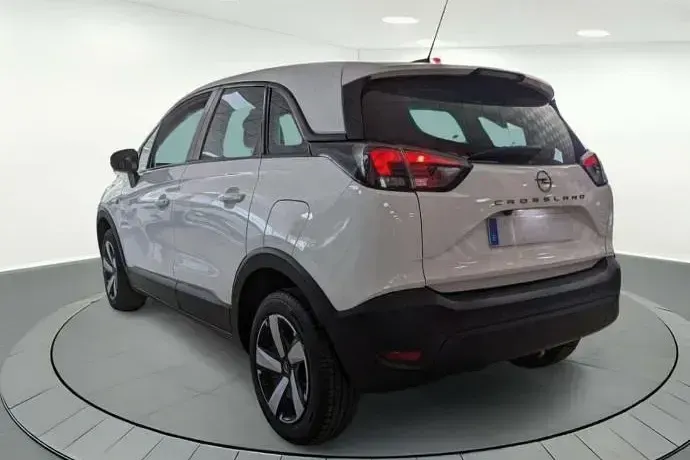 Usado Opel Crossland Edition 110 CV (80 kW) 2021 SUV