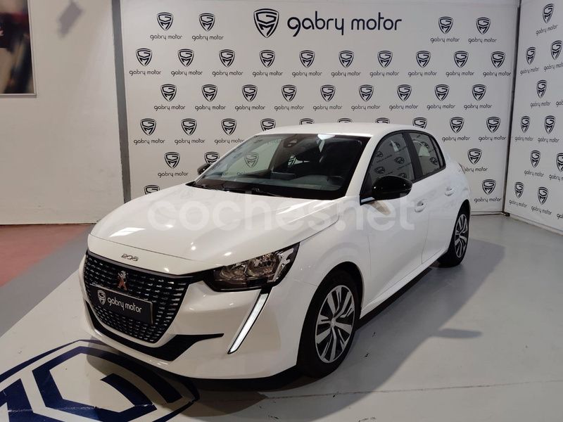 Blanco Usado 2023 Peugeot 208 Active Utilitario | 16.890 € (Un poco caro) - Imagen 1/4