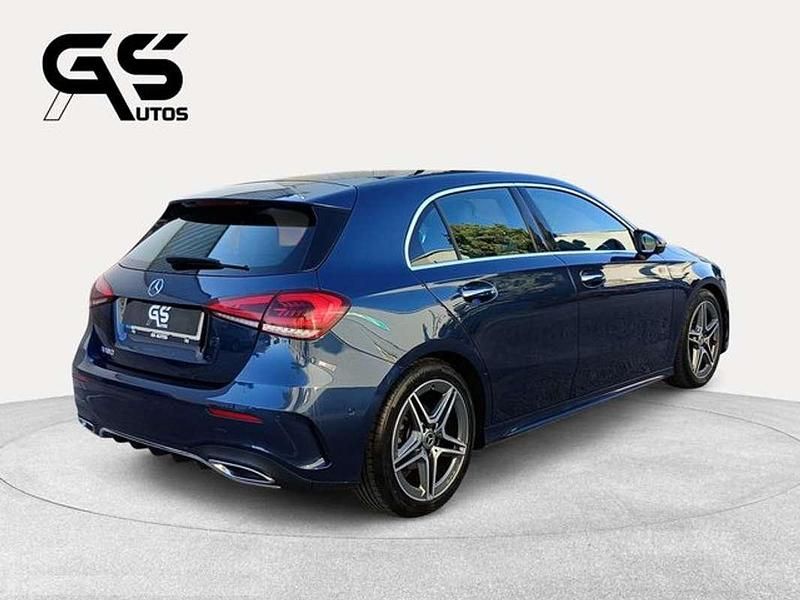 Usado Mercedes A180 Advanced 116 CV (85 kW) 2023 Azul Utilitario