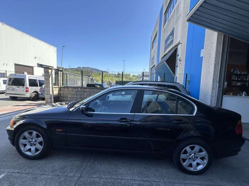 Usado BMW 325 192 CV (141 kW) 2001 Negro Berlina