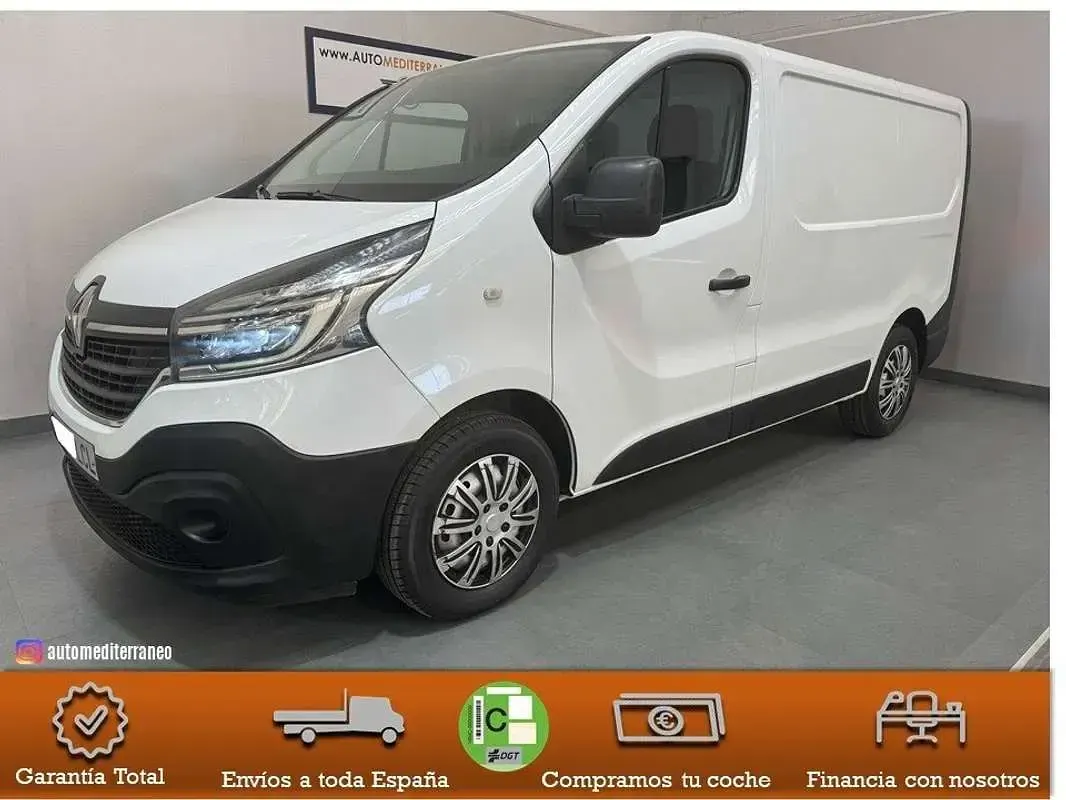 Usado Renault Trafic 94 CV (69 kW) 2020 Blanco Monovolumen