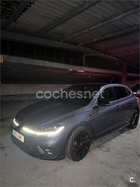 Usado VW Polo GTI 207 CV (152 kW) 2023 Gris / plata Berlina
