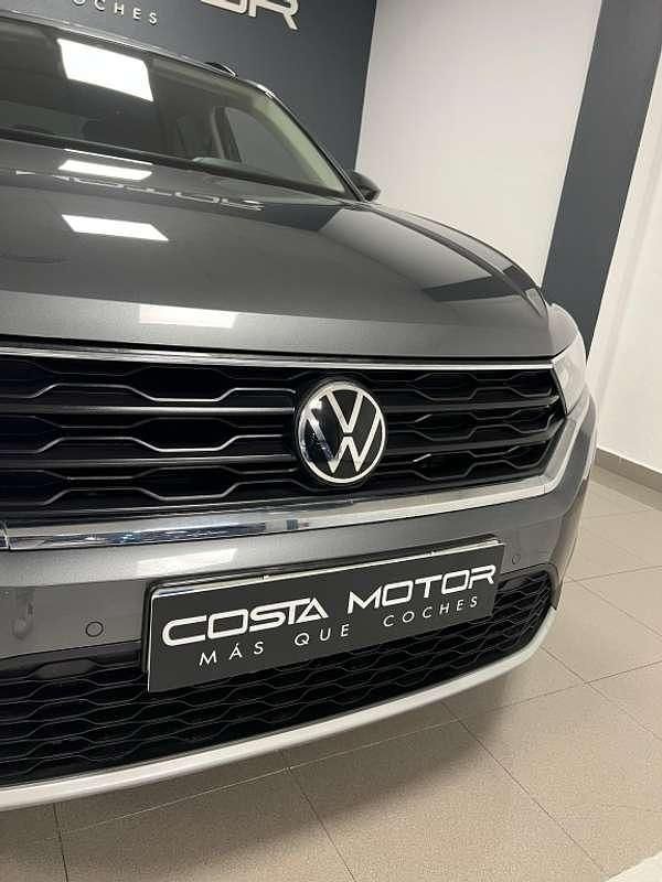Usado VW T-Roc Advance 150 CV (110 kW) 2021 Gris SUV
