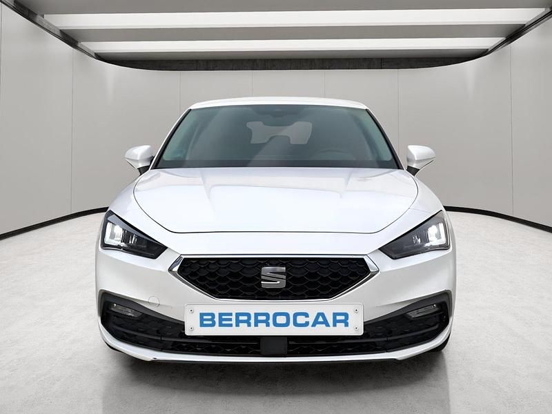 Usado Seat Leon Style 115 CV (84 kW) 2021 Blanco Utilitario