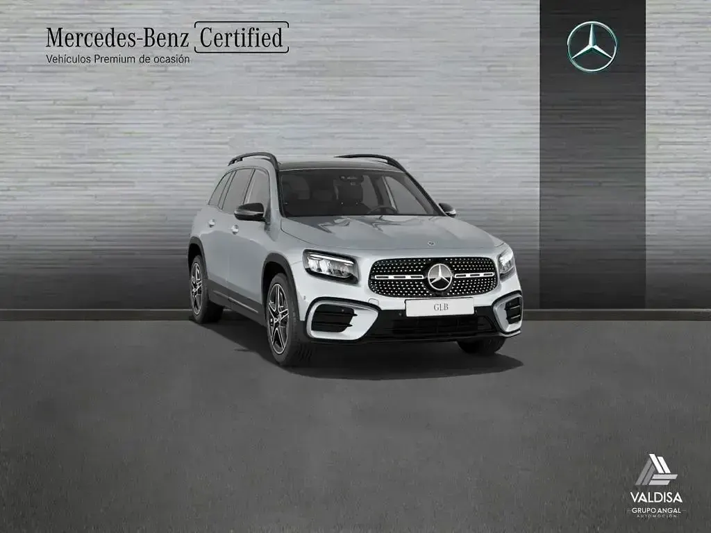 Usado Mercedes GLB200 150 CV (110 kW) 2026 Gris SUV