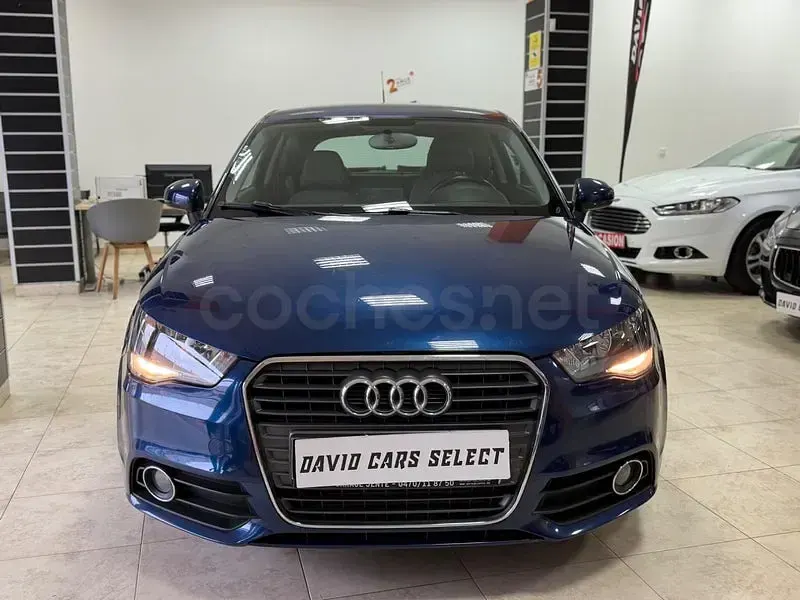 Usado Audi A1 Attraction 105 CV (77 kW) 2012 Azul Utilitario
