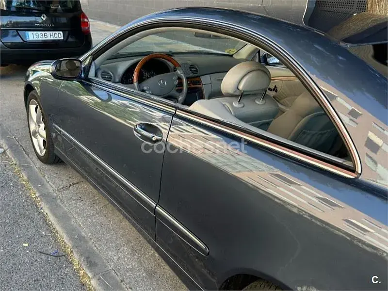 Usado Mercedes CLK320 Elegance 218 CV (160 kW) 2002 Azul Coupe