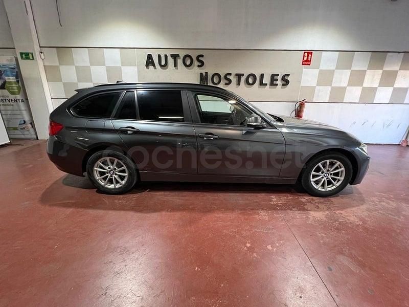 Usado BMW 318 143 CV (105 kW) 2015 Gris / plata Familiar