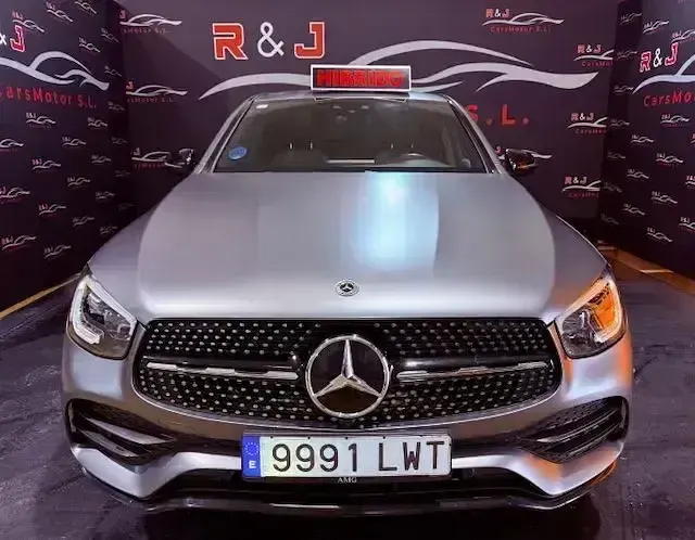 Usado Mercedes E300 317 CV (233 kW) 2021 Gris Coupe