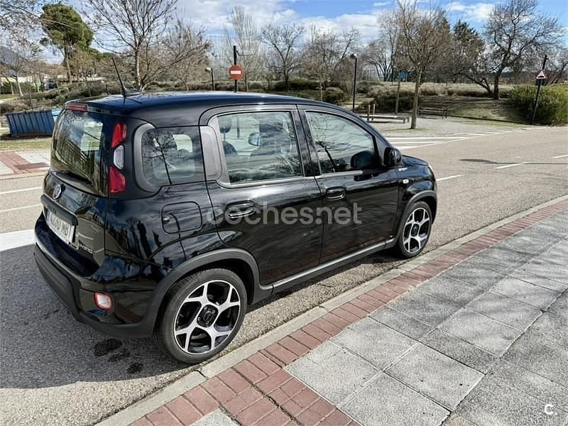 Usado Fiat Panda Sport 70 CV (51 kW) 2022 Negro Utilitario
