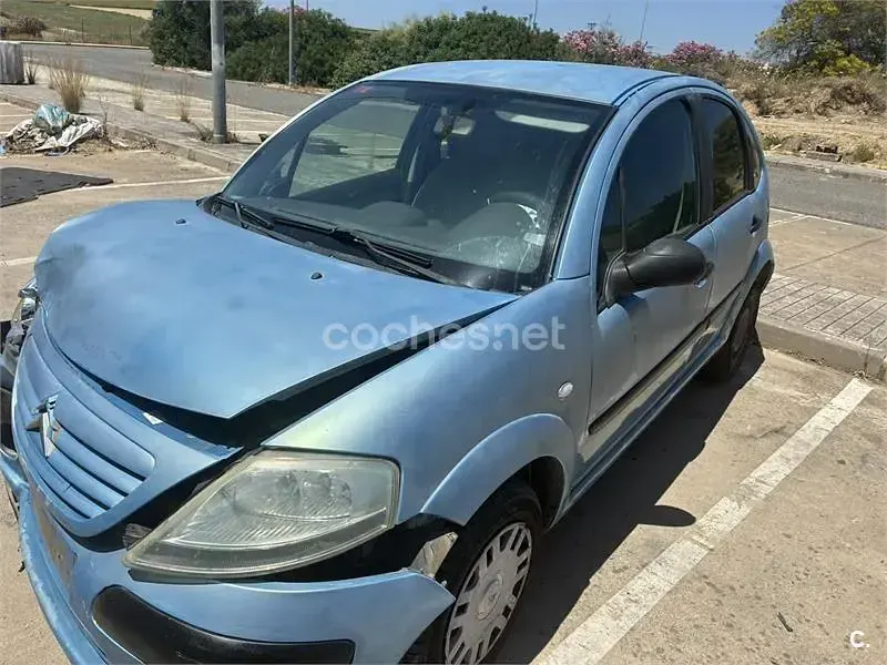 Usado Citroën C3 70 CV (51 kW) 2003 Azul Berlina
