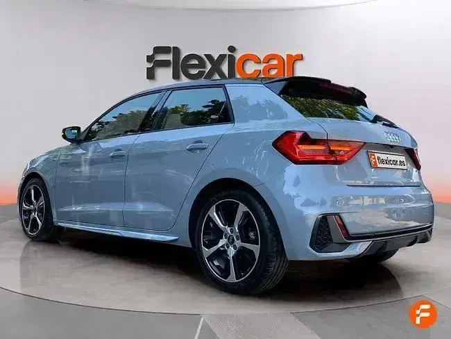 Usado Audi A1 Sportback 110 CV (80 kW) 2022 Gris Utilitario