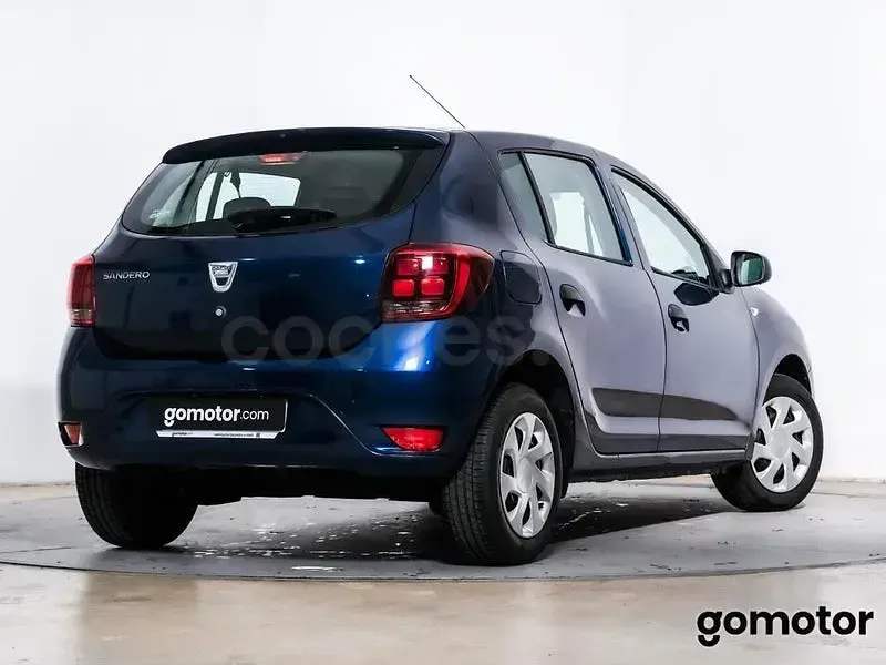 Usado Dacia Sandero Ambiance 75 CV (55 kW) 2017 Azul Berlina