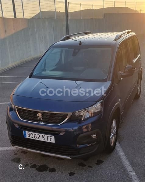 Usado Peugeot Rifter Allure 130 CV (95 kW) 2019 Azul Monovolumen