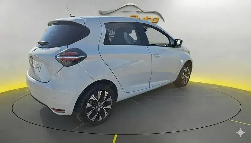 Usado Renault Zoe Evolution 80 kW (109 CV) 2024 Eléctrico Utilitario