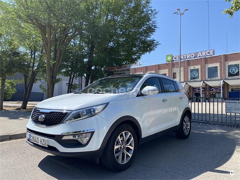 Blanco Usado 2014 Kia Sportage Plus SUV | 9990 € (Buen precio) - Imagen 1/4