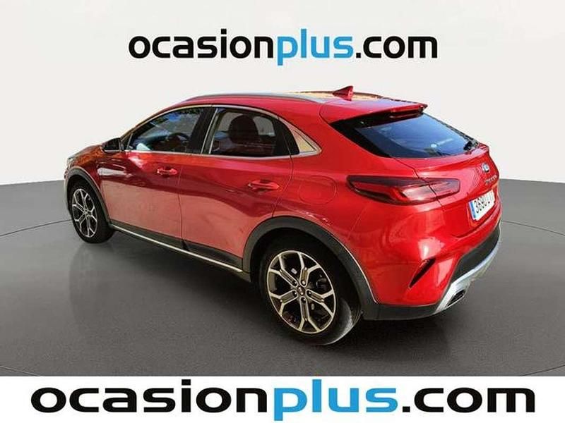 Usado Kia XCeed 136 CV (100 kW) 2021 Rojo SUV