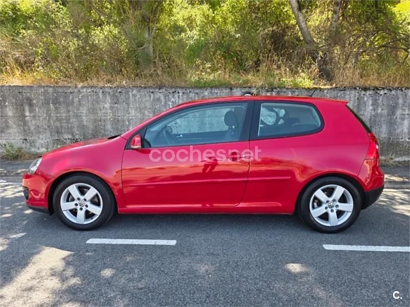 Usado VW Golf VI GT 140 CV (102 kW) 2008 Rojo Utilitario