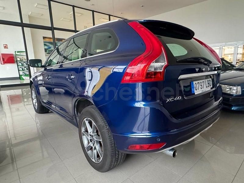 Usado Volvo XC60 Summum 136 CV (100 kW) 2015 Azul SUV
