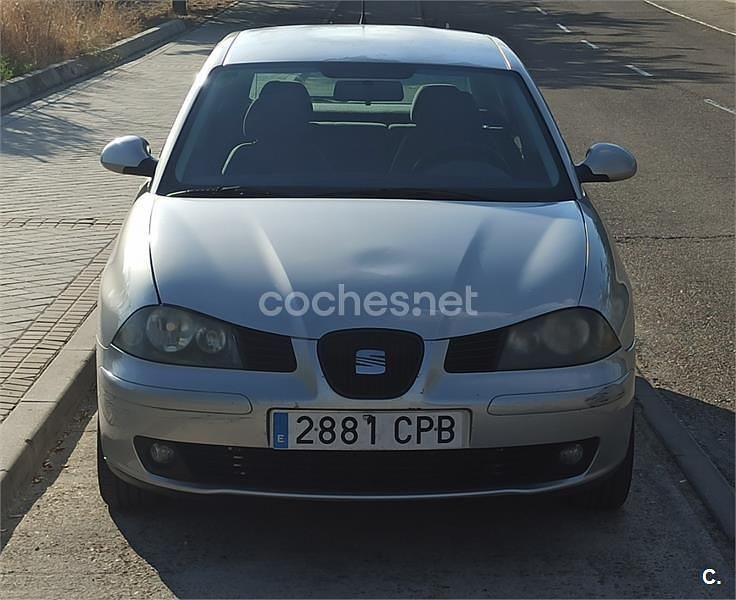 Begagnad Seat Ibiza 110 HK (80 kW) 2003 Grå Sedan
