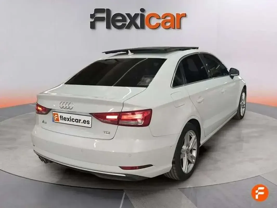 Usado Audi A3 150 CV (110 kW) 2018 Blanco Berlina