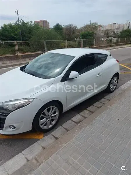 Usado Renault Mégane Expression 115 CV (84 kW) 2012 Blanco Berlina