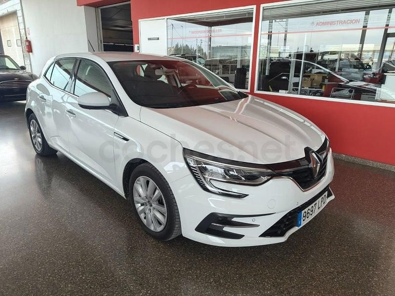 Usado Renault Mégane IV Business 115 CV (84 kW) 2021 Blanco Berlina