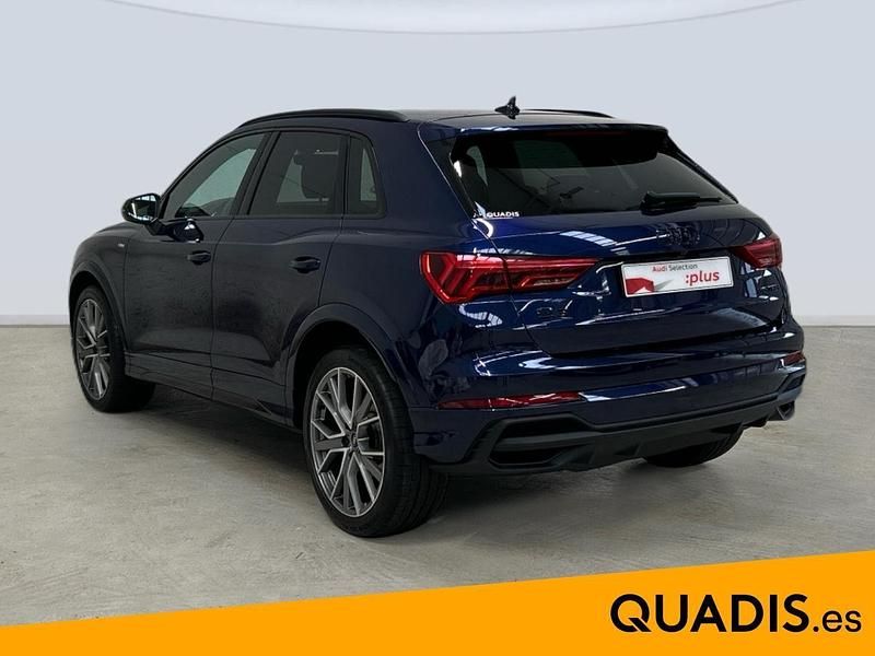 Usado Audi Q3 Ambiente 150 CV (110 kW) 2024 Azul SUV