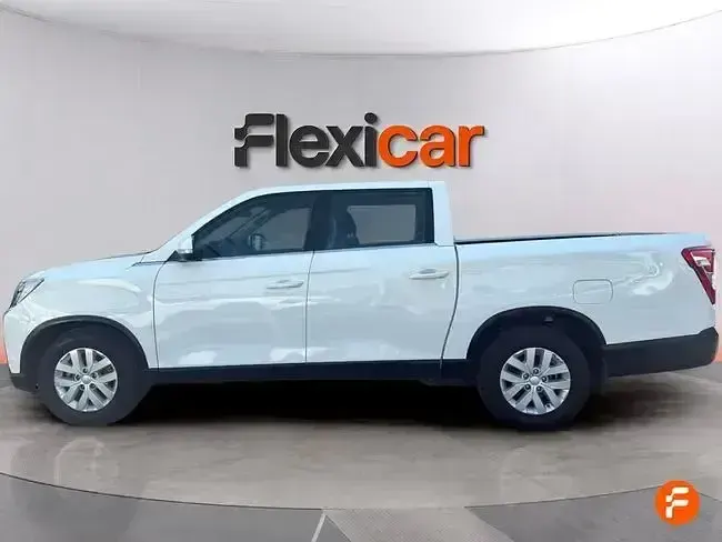 Usado SsangYong Musso 203 CV (149 kW) 2023 Blanco Pickup/Camioneta