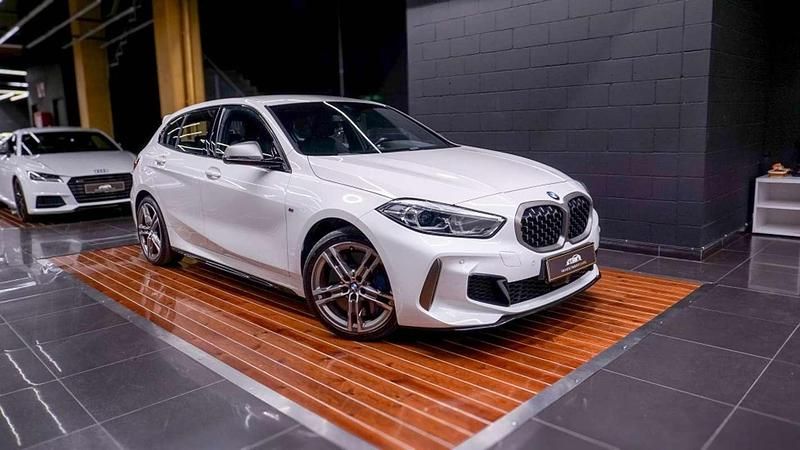 Blanco Usado 2021 BMW M135 Utilitario | 33.900 € (Super precio) - Imagen 1/4