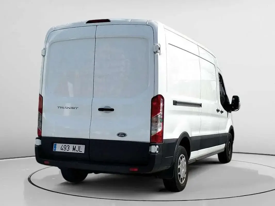 Usado Ford Transit Trend 131 CV (96 kW) 2023 Blanco Van